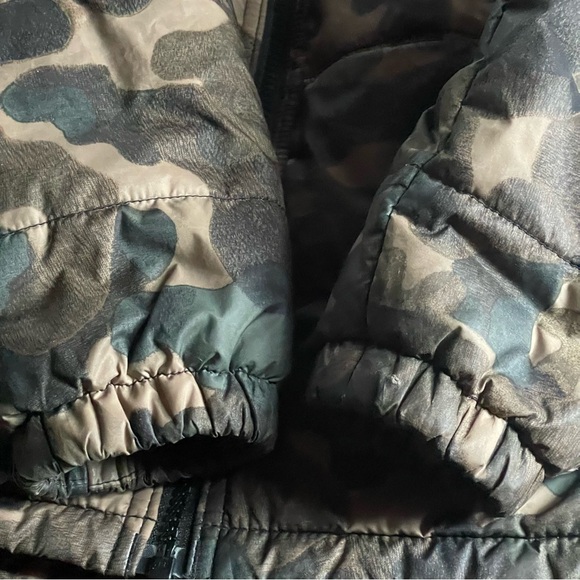 The North Face Kids' RVR Mt Chimbo Jacket Reversible Utility Brown Camo Size 6 - Picture 10 of 15